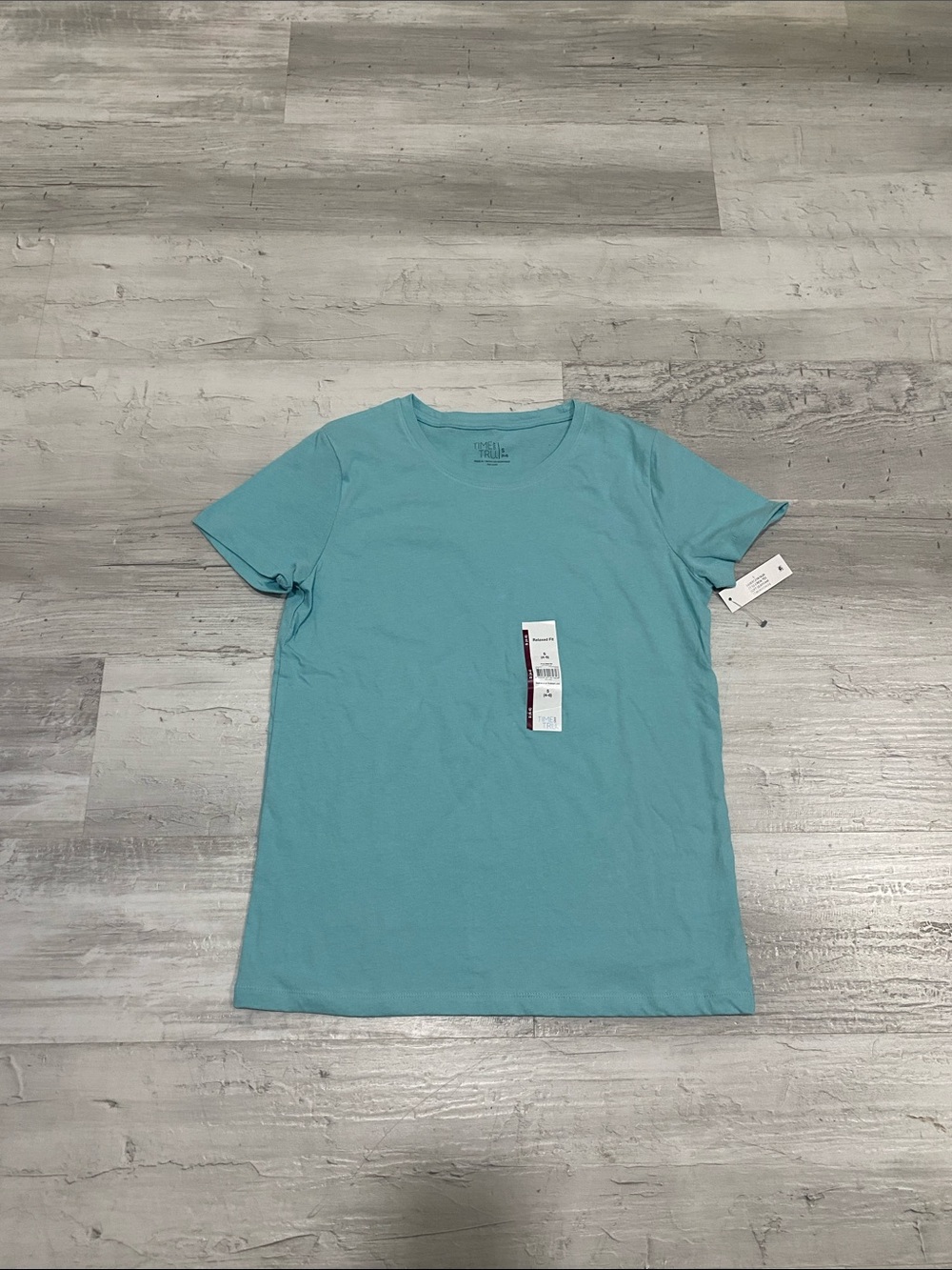 Time and Tru Seafoam Crew Neck Short Sleeve Tee